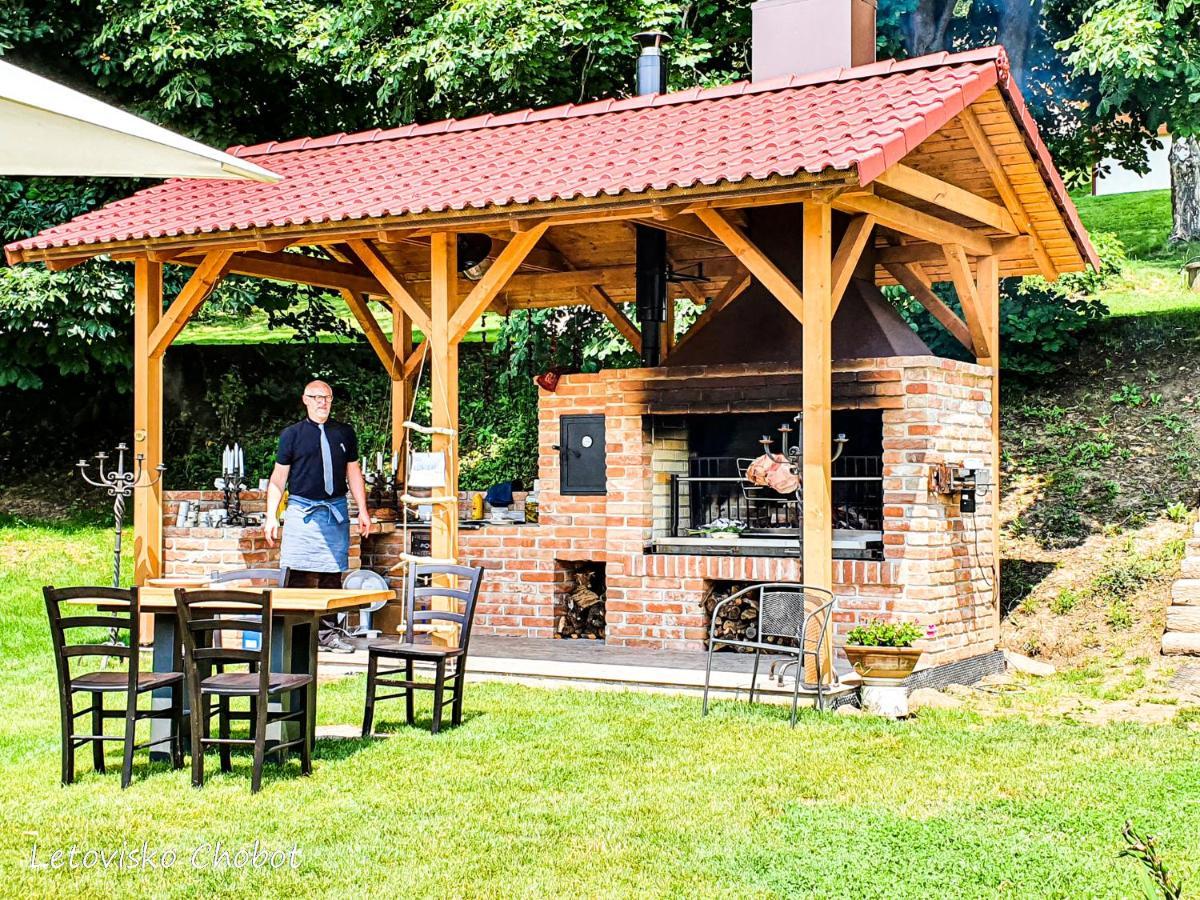 Apartament Chobot - Village Kácov